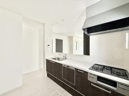 �L�b�`�� �������V���v���Ŕ������S�n�悢���Ԃ𐶂ރL�b�`�����