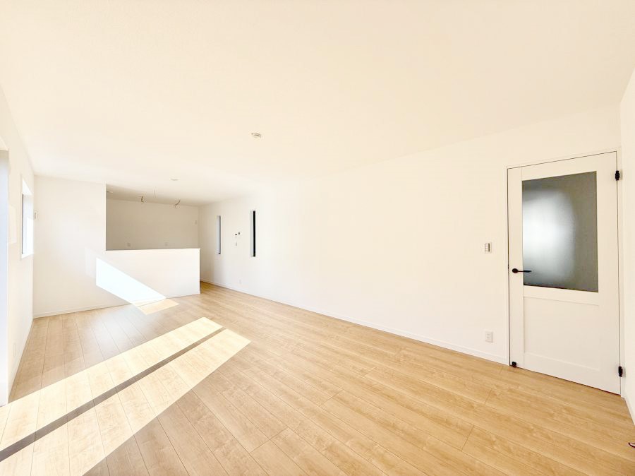 ���r���O ���������났�ƏΊ炪�W�܂�A�S���܂郊�r���O