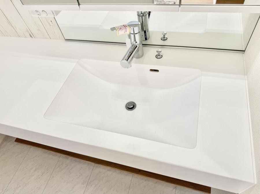 ̑ ݔ􂢂􂤎KɎg֗ȃV[