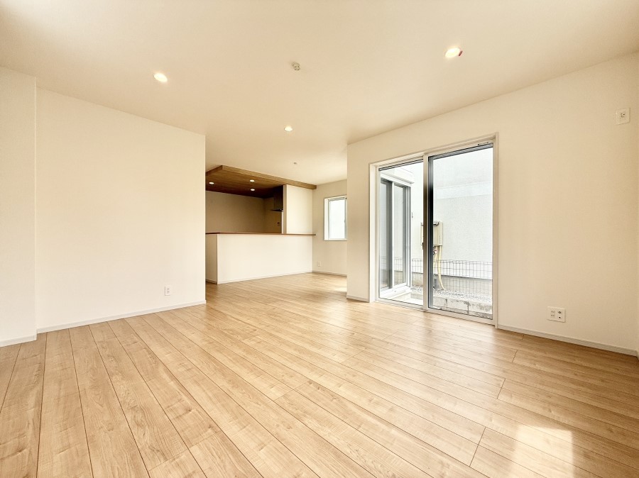 ���̑����� �������Ƒ��̏Ί炪���ӂ��A���났�̋��