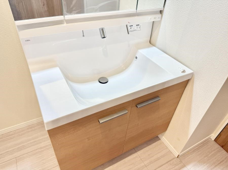 ���̑����� �ݔ����ׂ��������܂Ő􂢂₷���֗��ȃn���h�V�����[�t��