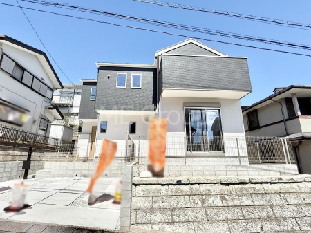 nOώʐ^ OρV炵n܂ꏊŁAƑJ[߂