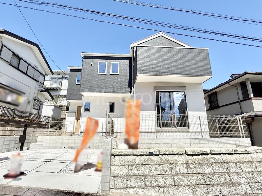 nOώʐ^ OρV炵n܂ꏊŁAƑJ[߂