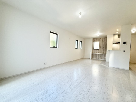 rO 났ƏΊ炪W܂AS܂郊rO