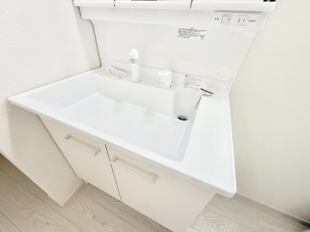 ̑ ݔ􂢂􂤎KɎg֗ȃV[