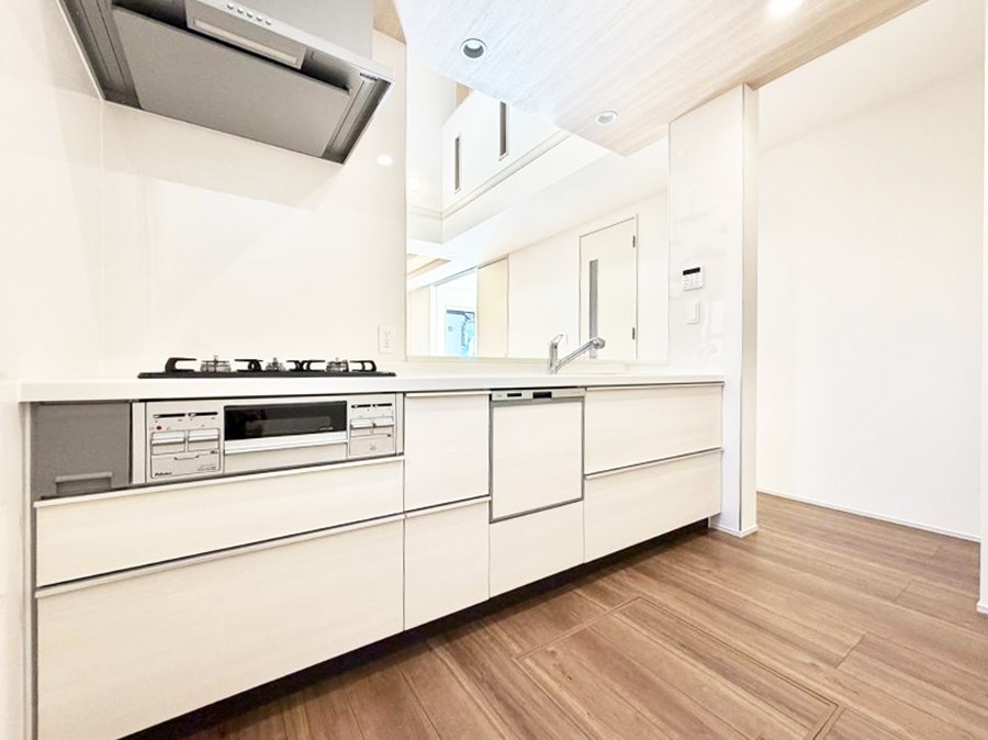 �L�b�`�� �����������������Ɗy�����Ȃ�A���K�ȃL�b�`�����