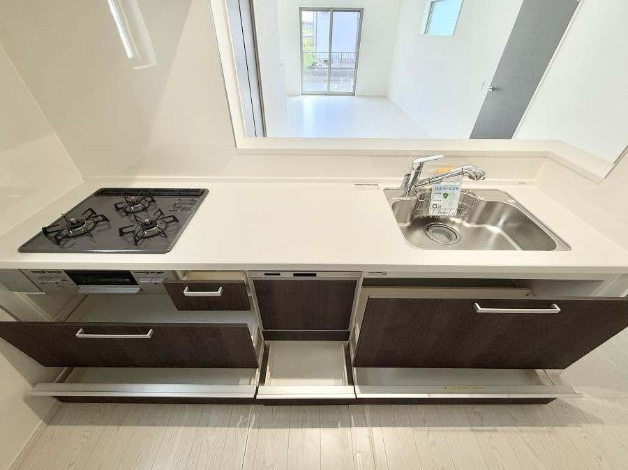 �L�b�`�� �����������������Ɗy�����Ȃ�A���K�ȃL�b�`�����