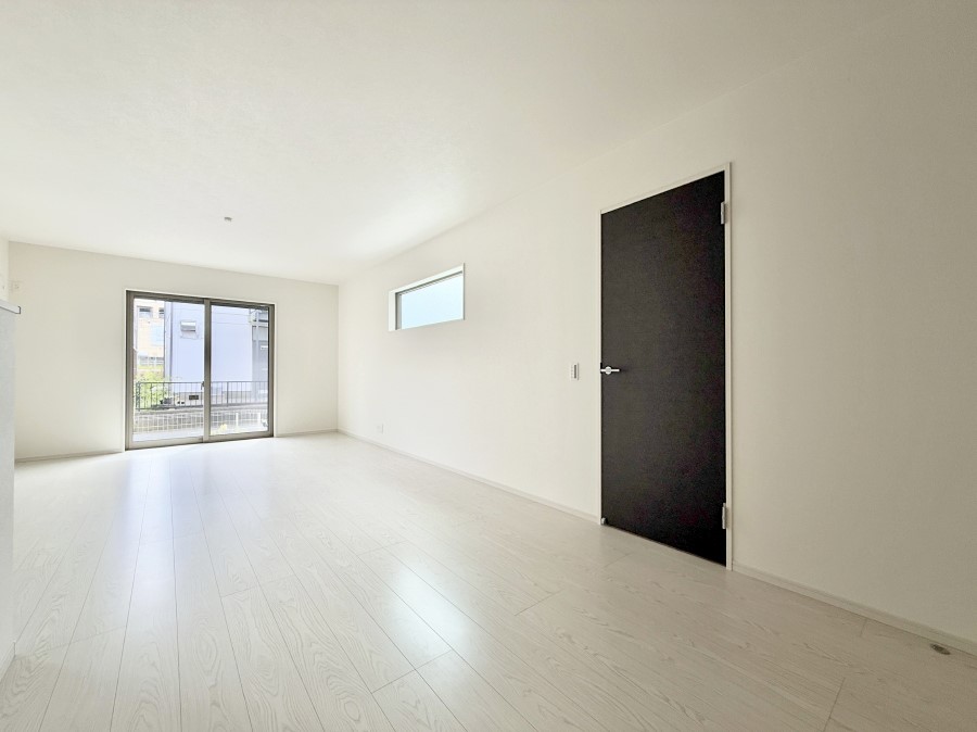 ���r���O ���������R�Ɖ�b�����܂��A�S�n�悢�ЂƂƂ�