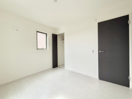 �Q�� ���������̔z�u��ʋC���̗ǂ��݌v�ŕ����̋�C�������炸�A��ɐV�N�ȋ�C������܂�