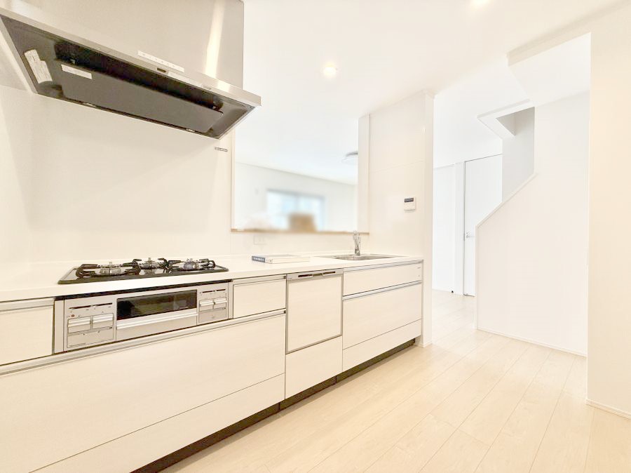 �L�b�`�� �������V���v���Ŕ������S�n�悢���Ԃ𐶂ރL�b�`�����