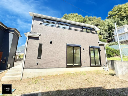 nOώʐ^ OρV炵n܂ꏊŁAƑJ[߂