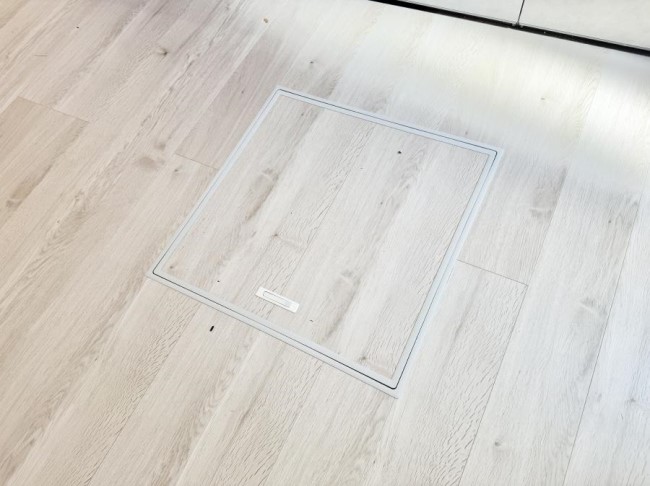 ̑ ݔBꂽ[Xy[XŉƑŜXbL