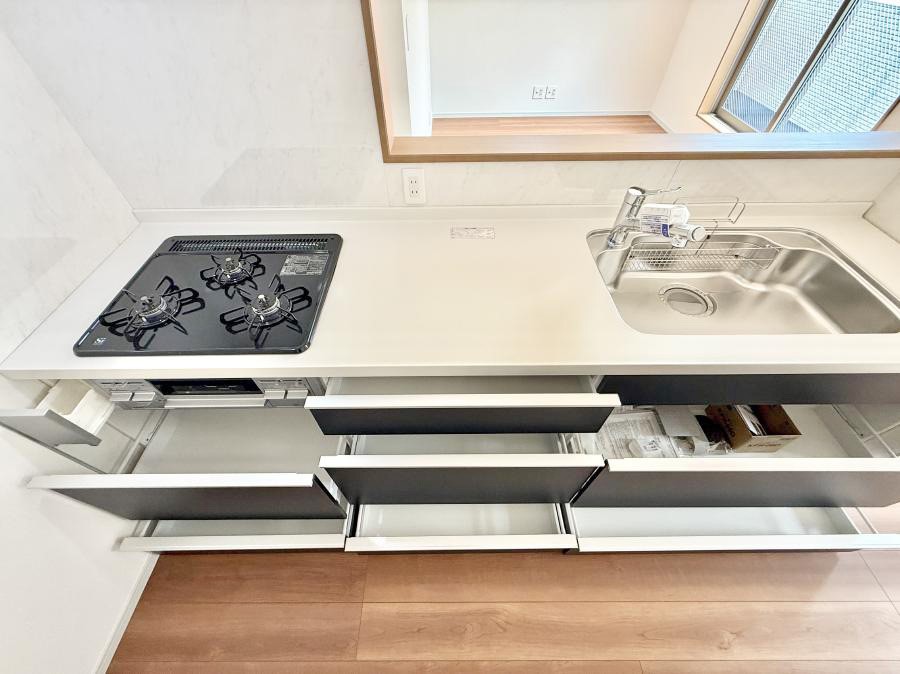 �L�b�`�� �������A�C�f�A�L����A�N���G�C�e�B�u�ȗ������