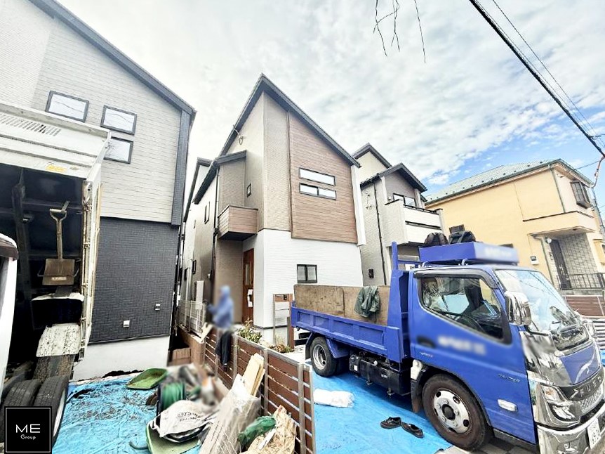 nOώʐ^ OρV炵n܂ꏊŁAƑJ[߂