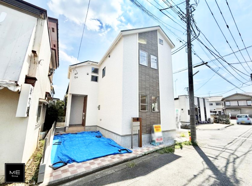 nOώʐ^ OρV炵n܂ꏊŁAƑJ[߂