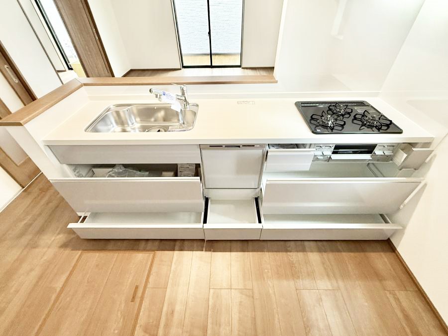 �L�b�`�� �����������������Ɗy�����Ȃ�A���K�ȃL�b�`�����