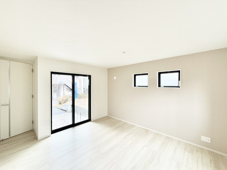 ���r���O ���������R�Ɖ�b�����܂��A�S�n�悢�ЂƂƂ�