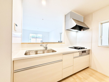 Lb` ƑƂȂAR~jP[V̏