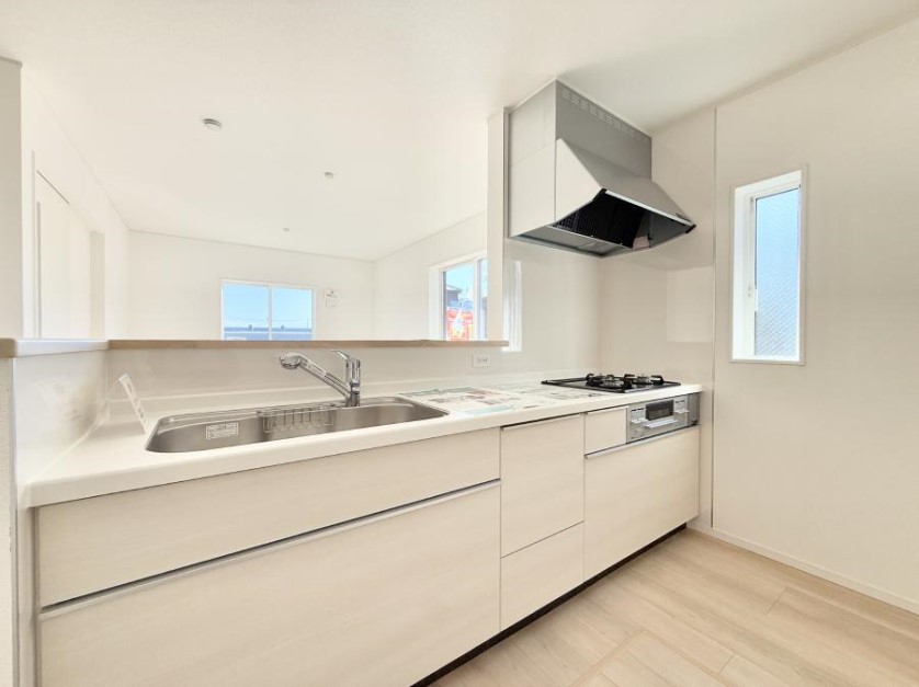 �L�b�`�� ���������y���݂ƐH�ׂ�K����͂���L�b�`��