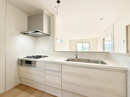 Lb` ƑƂȂAR~jP[V̏