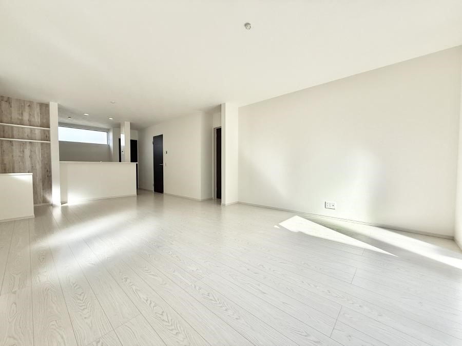 rO 났ƏΊ炪W܂AS܂郊rO