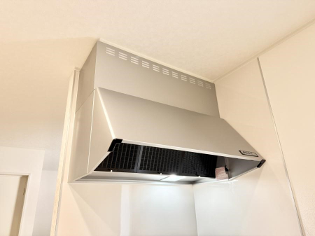 ���̑����� �ݔ����������̏��C����������C��ɗU������A�����I�ɔr�����ł��܂��B