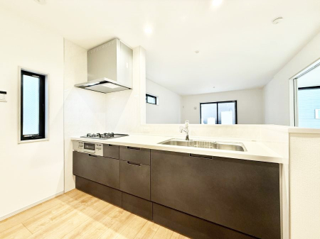 �L�b�`�� ���������y���݂ƐH�ׂ�K����͂���L�b�`��