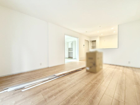 ���r���O ���������났�ƏΊ炪�W�܂�A�S���܂郊�r���O