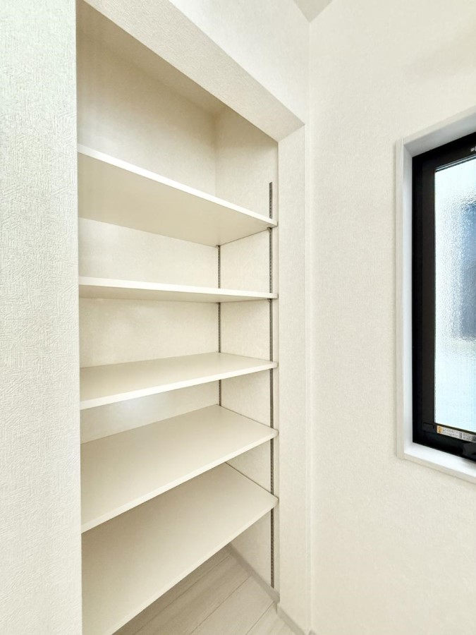 ���[ ����