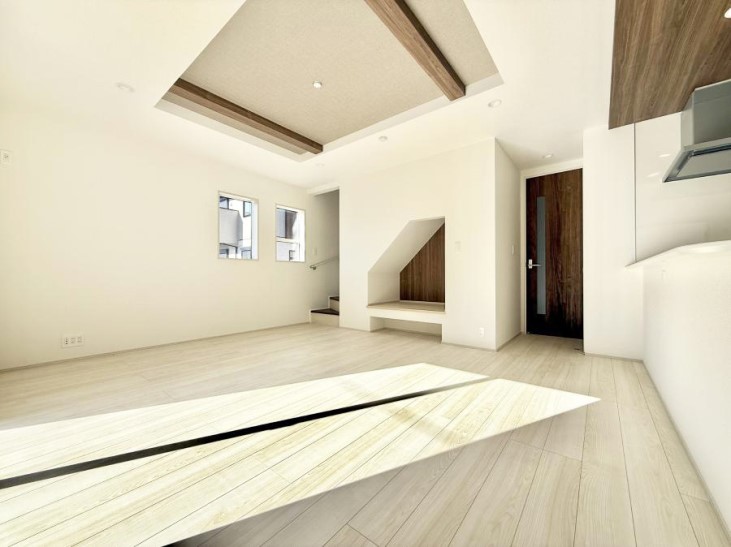 ���̑����� �������Ƒ��̏Ί炪���ӂ��A���났�̋��