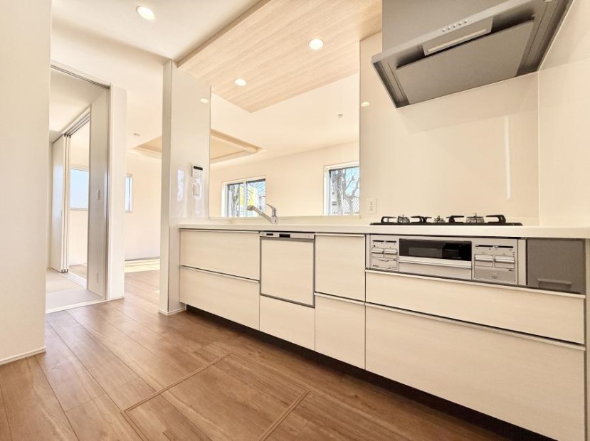 �L�b�`�� �������V���v���Ŕ������S�n�悢���Ԃ𐶂ރL�b�`�����