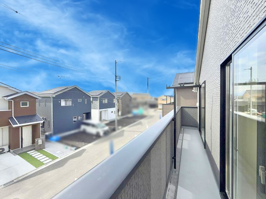 �o���R�j�[ ������ �G�߂̈ڂ낢����������J���I�ȋ�Ԃł�