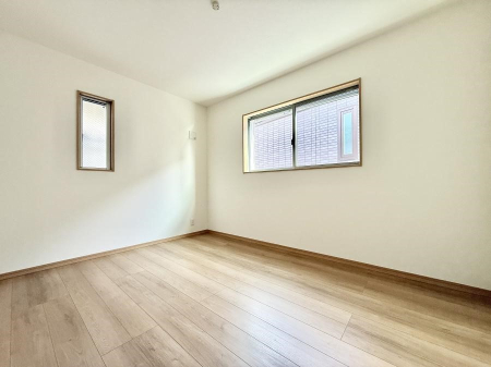 �q������ �������v���C�x�[�g��ԂƂ��ĐÂ��ŗ�������������񋟂��Ă���܂�