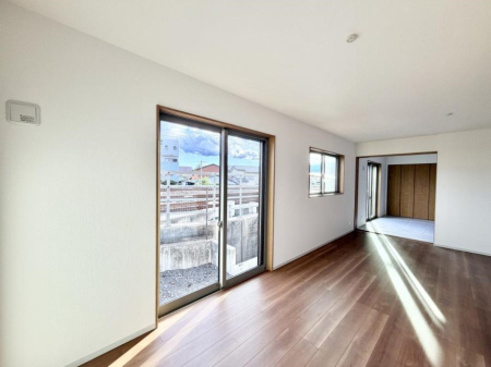 ���̑����� �������Ƒ��̏Ί炪���ӂ��A���났�̋��