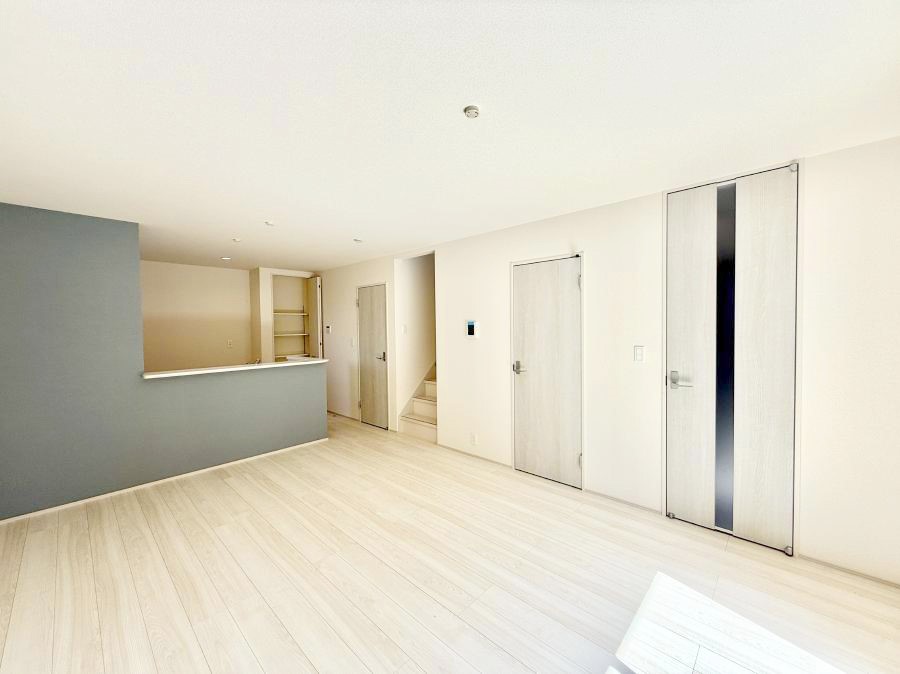 ���r���O ���������났�ƏΊ炪�W�܂�A�S���܂郊�r���O