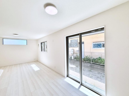 ���r���O �������V���v���������ґ�A��؂Ȑl�Ɖ߂����S���قǂ�����