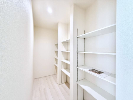 ���[ ����