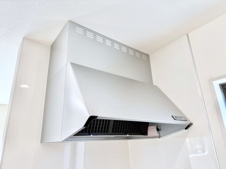 ���̑����� �ݔ����������̏��C����������C��ɗU������A�����I�ɔr�����ł��܂��B