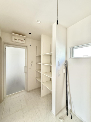 ���[ ����