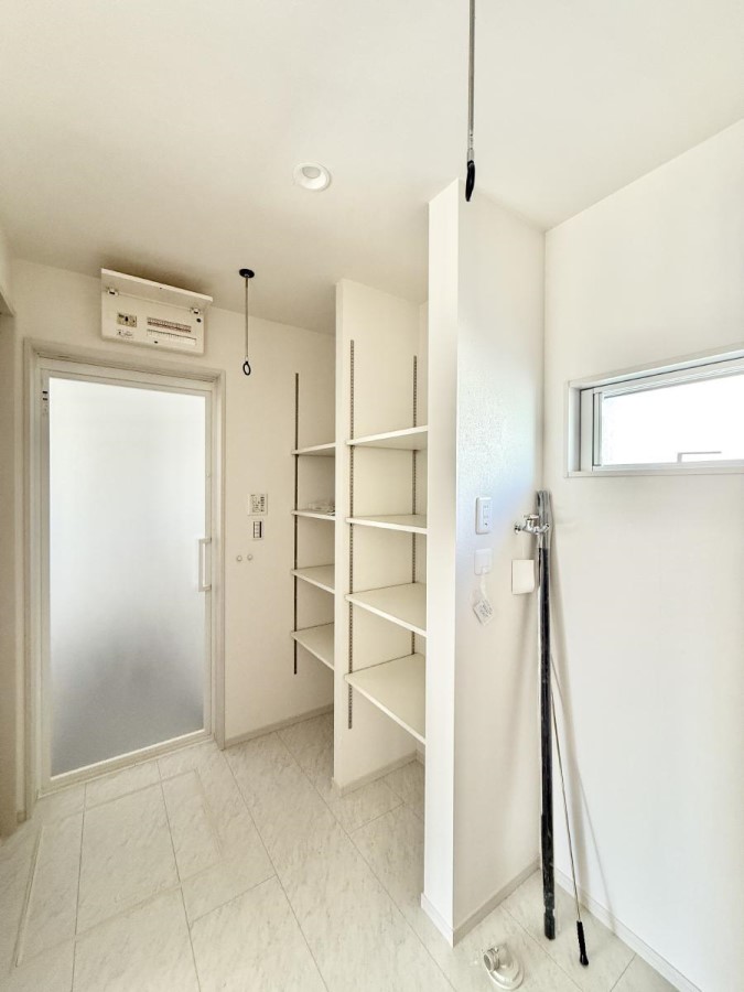 ���[ ����