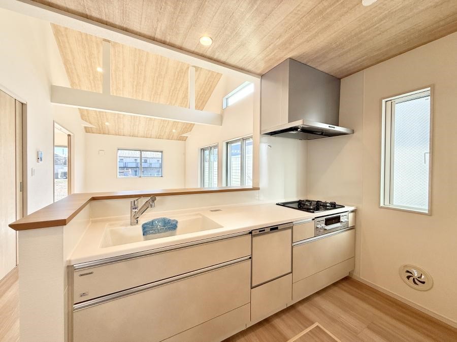 �L�b�`�� ���������y���݂ƐH�ׂ�K����͂���L�b�`��