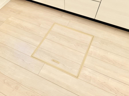 ���̑����� �ݔ����B�ꂽ���[�X�y�[�X�ŉƑS�̂��X�b�L��