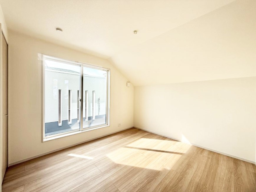 ���̑����� �������D��ŉ��₩�Ȏ��Ԃ��������