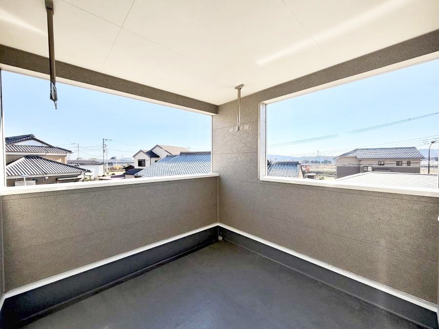 �o���R�j�[ ������ ���̃R�[�q�[���̐�����y���ށA�����̏ꏊ