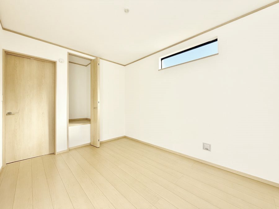 �Q�� ���������̔z�u��ʋC���̗ǂ��݌v�ŕ����̋�C�������炸�A��ɐV�N�ȋ�C������܂�