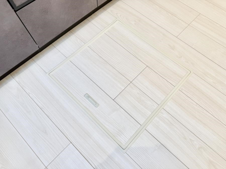 ̑ ݔBꂽ[Xy[XŉƑŜXbL