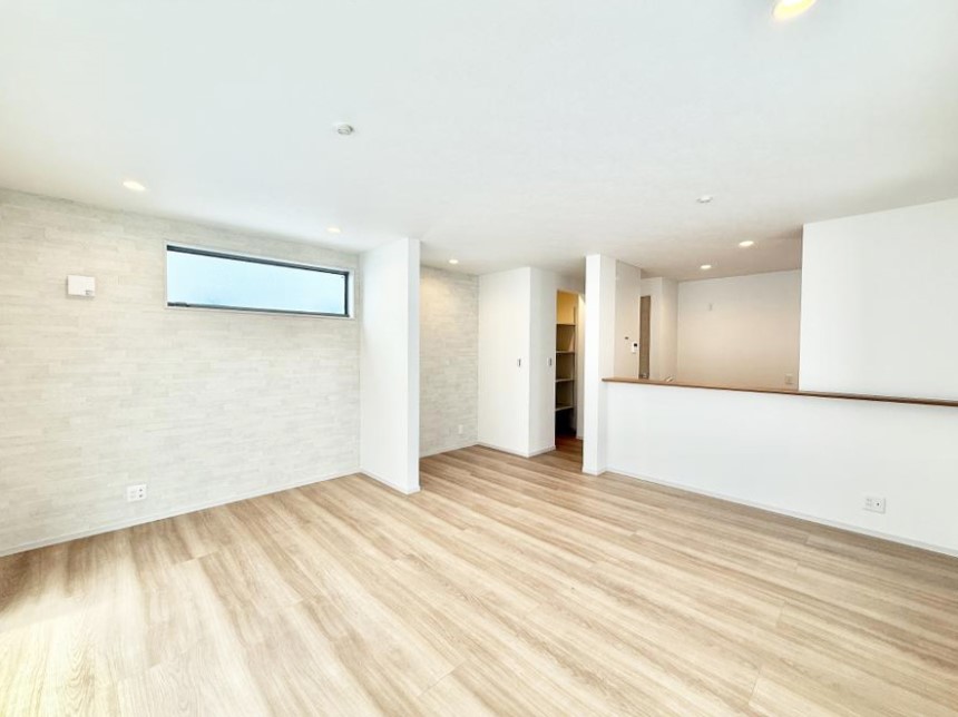 ���r���O �����������������Ɠ��ʂɂ���A�e���̋��