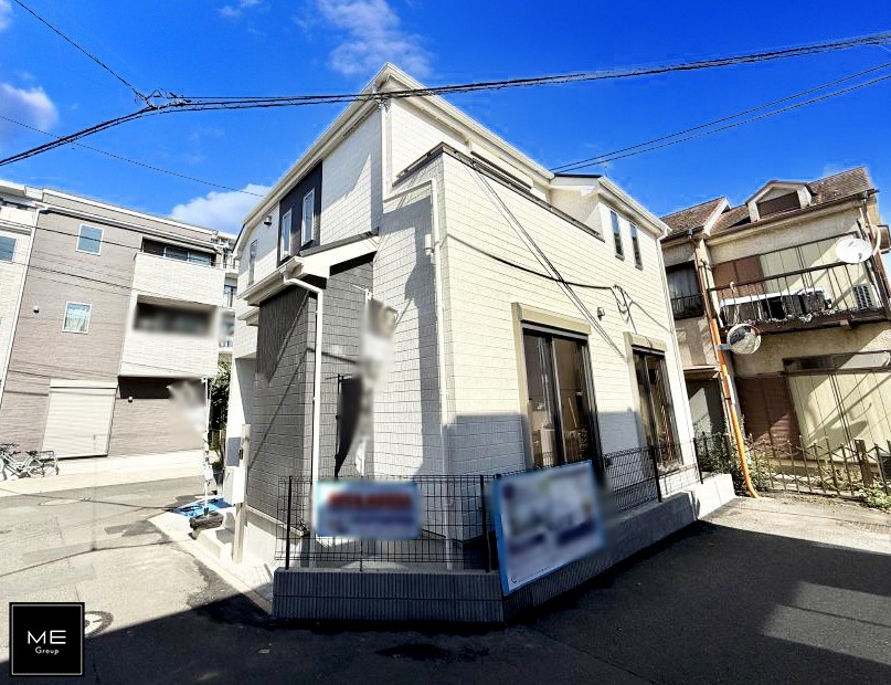 nOώʐ^ OρV炵n܂ꏊŁAƑJ[߂