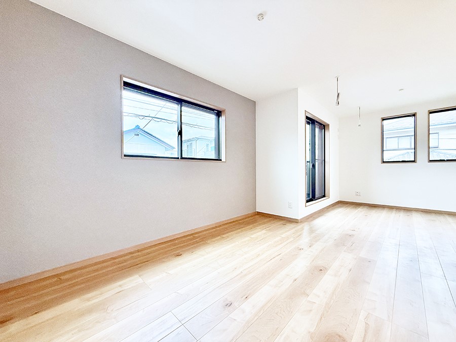 ���r���O ���������났�ƏΊ炪�W�܂�A�S���܂郊�r���O