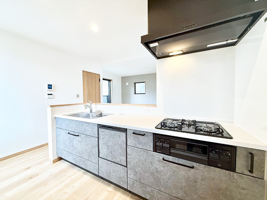 �L�b�`�� �����������������Ɗy�����Ȃ�A���K�ȃL�b�`�����